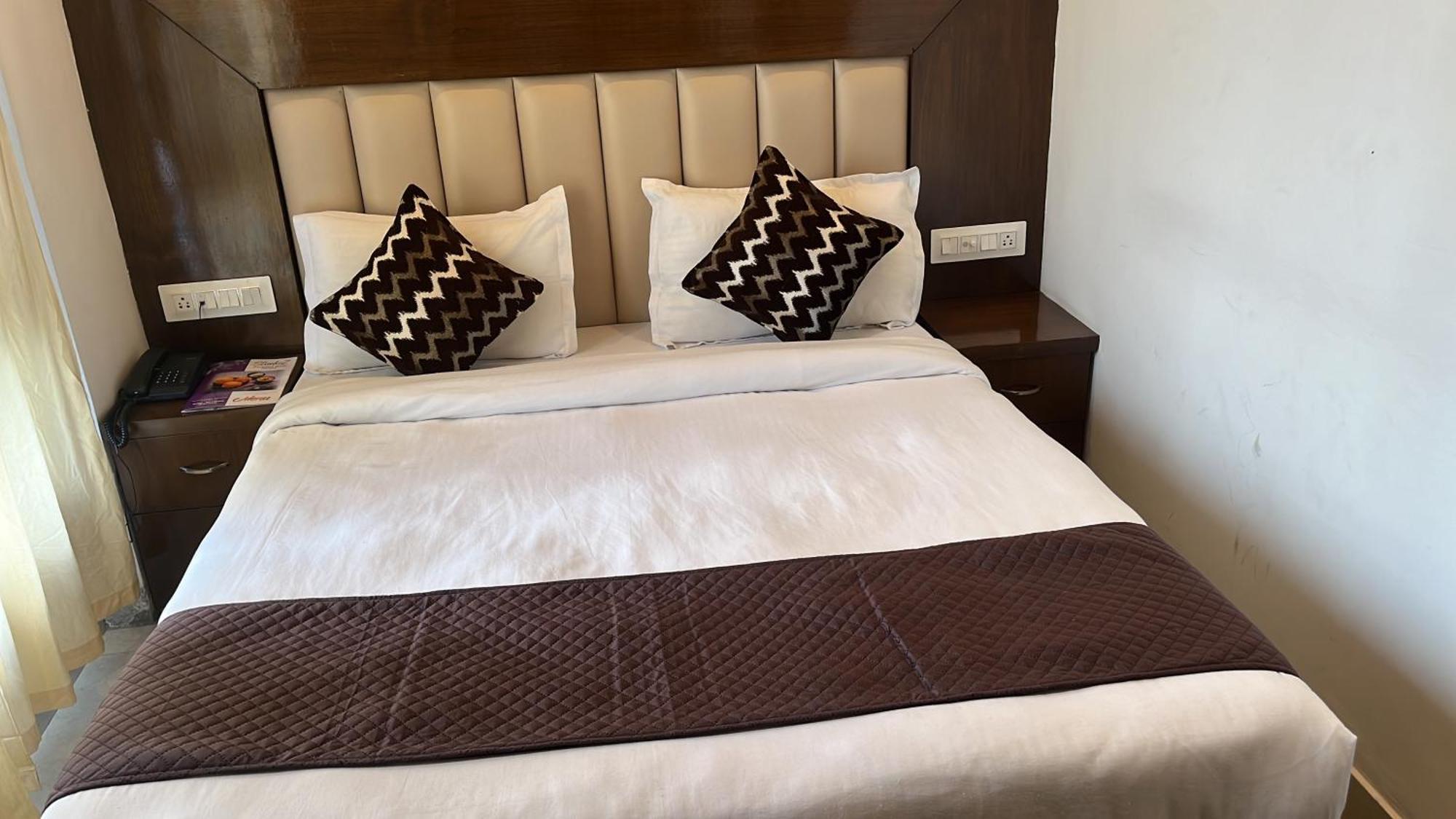 Studioz Paradise Hills Mussoorie Exterior foto
